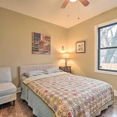 With Spacious Backyard! Chicago