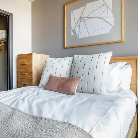 W Loop 1br W Pool Pet Nr Restaurant Row Chi-290 *