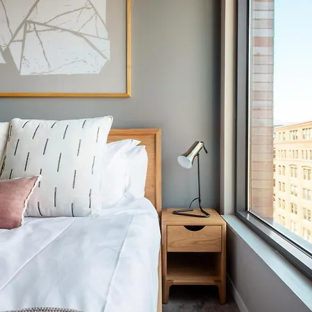 W Loop 1br W Pool Pet Nr Restaurant Row Chi-290 Chicago