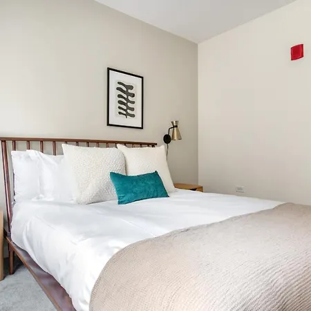 Loop 1br W Pool Gym Nr Financial District Chi-282 * Chicago