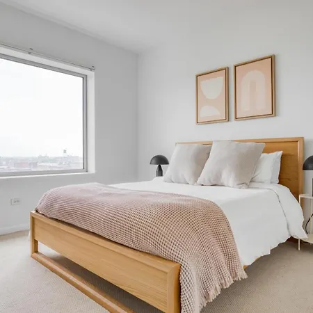 Apartment West Town 1br W Gym Wd Nr United Center Chi-945 Chicago