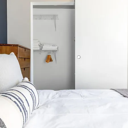Loop 1br W Gym Roofdeck Nr Millennium Park Chi-249 *