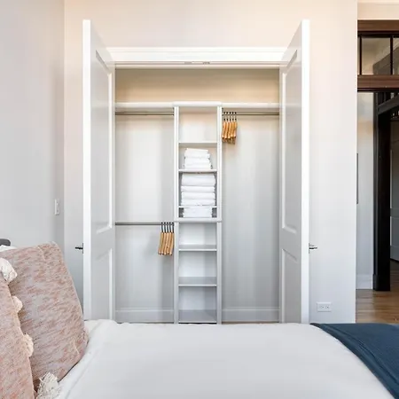 West Town 2br Nr I-90 Chi-845