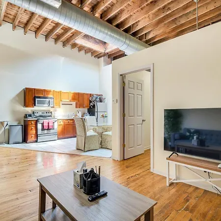 Loft Walk To Soldier Field! * Chicago