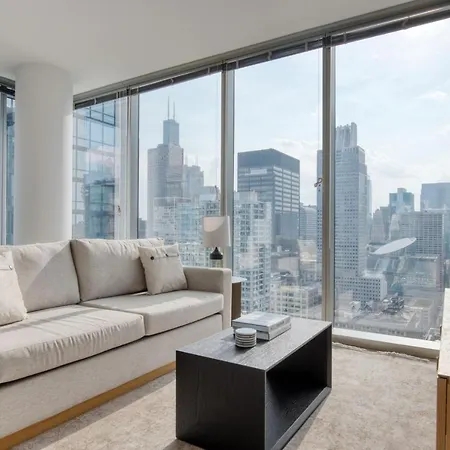 Loop 2br W Gym Playroom Pool Close To L Chi-960 Chicago