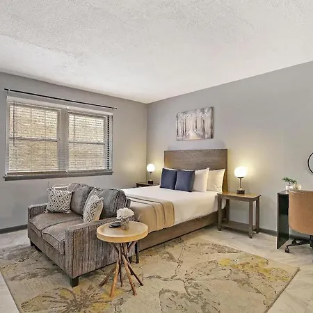 Apartment Explore Northside From Modern Chicago