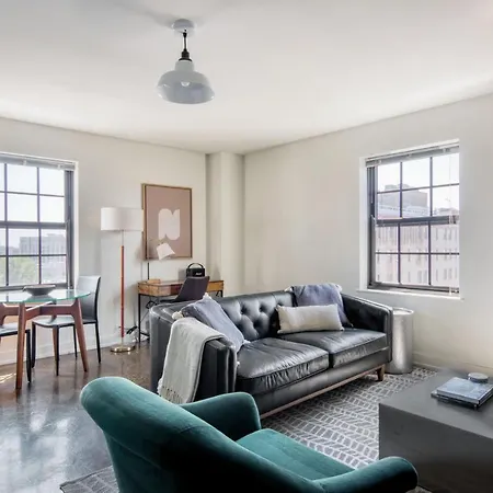 Apartment Uptown 1br W Gym W Boxing Ring Nr Red Line Chi-976 Chicago