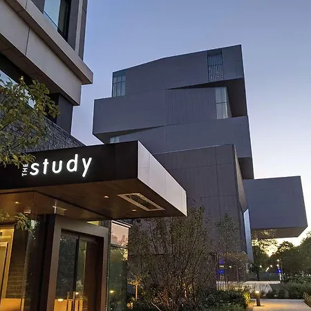 The Study At Of Hotel *