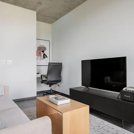 West Loop 1br W Dog Run Gym Nr Union Park Chi-963 *