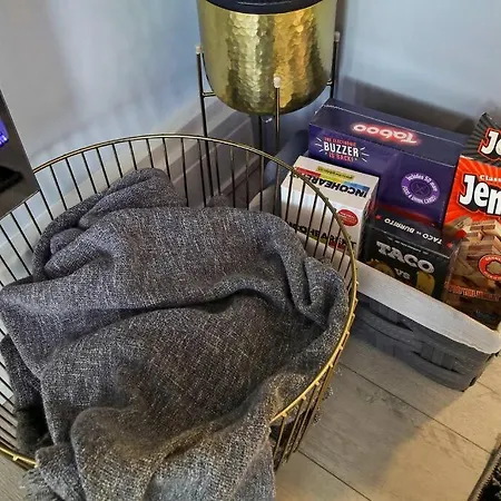 Apartment 2br Modern And Cozy Apt Logan Square Pet Friendly Chicago