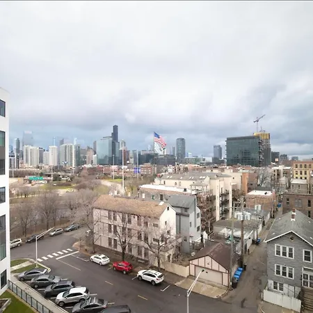 Apartment West Town 1br W Outdoor Sky Terrace Nr L Stop Chi-1026 Chicago