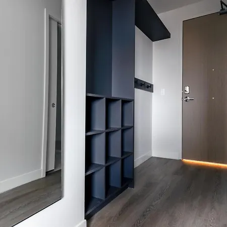 West Town 2br W Dog Run Dog Nr Blue Line Chi-1028 Apartment *