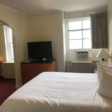 Travelodge By Wyndham Downtown Chicago