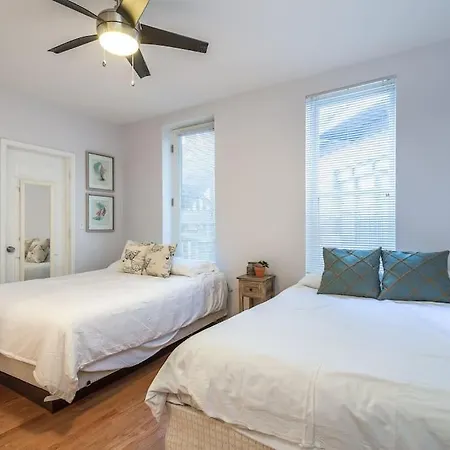 Lincoln Park Living - 2 Holiday home Chicago