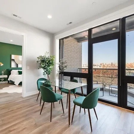 Glamorous 3br 2ba Apt W Stunning Finishes Chicago