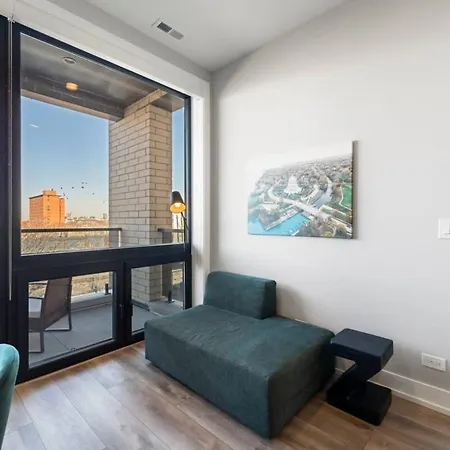 Apartment Glamorous 3br 2ba Apt W Stunning Finishes
