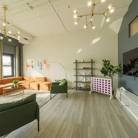 Luxury 6br Prime South Loop Perfect Location For Families Or Groups Near Soldier Field, Museum Campus & Mccormick Place Chicago