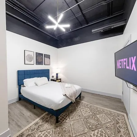 Group-friendly 6br Luxury In Prime South Loop Location With Optional Parking And Gym Access Near Mccormick Place, Soldier Field And Grant Park * Chicago