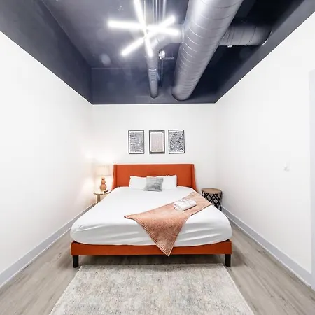 Group-friendly 6br Luxury In Prime South Loop Location With Optional Parking And Gym Access Near Mccormick Place, Soldier Field And Grant Park Apartment *