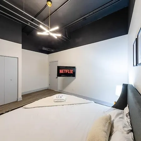 Apartment Group-friendly 6br Luxury In Prime South Loop Location With Optional Parking And Gym Access Near Mccormick Place, Soldier Field And Grant Park *