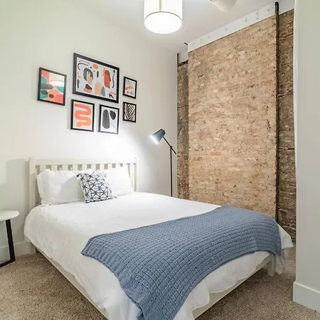Cozy 420 Friendly 3br Near Mccormick Place And Soldier Field * Chicago
