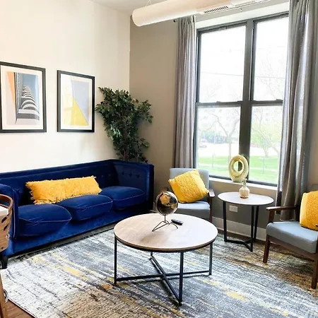 Cozy 420 Friendly 3br Near Mccormick Place And Soldier Field Apartment