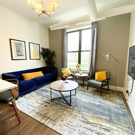 Cozy 420 Friendly 3br Near Mccormick Place And Soldier Field Apartment *