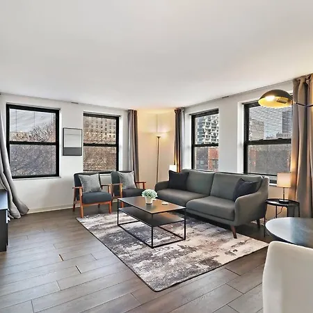 Merged Well-Equipped 2Br Apartment - The Blackwood 400 Chicago