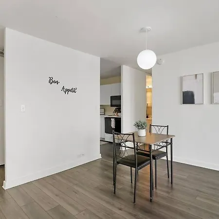 Apartment Furnished 1Br Apartment With Ample Space - Regents Park N2308 Rep Chicago