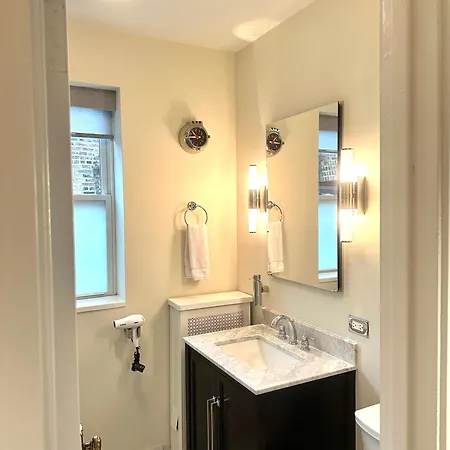 Where U Want 2 B Stylish Comfy 5 Night Min Chicago