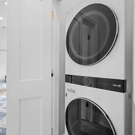 Luxe Sfh Bucktown Retreat With Garage Parking * Chicago