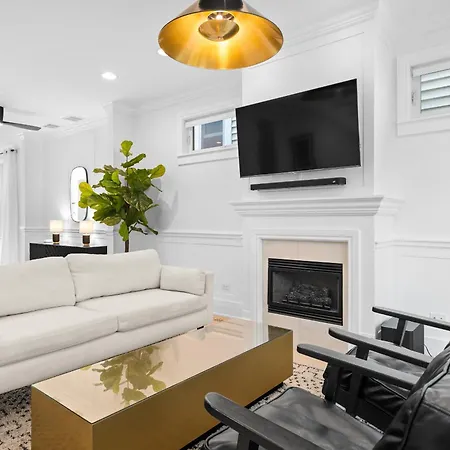 Luxe Sfh Bucktown Retreat With Garage Parking *