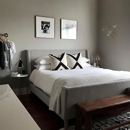 Huge Bright Modern 2br In Heart Of Bucktown
