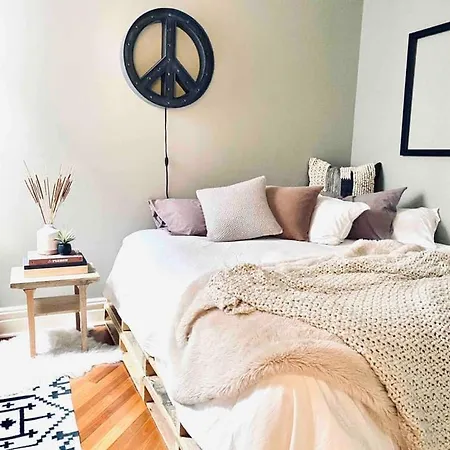 Huge Bright Modern 2br In Heart Of Bucktown *