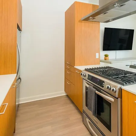 Landing Modern With Amazing Amenities *