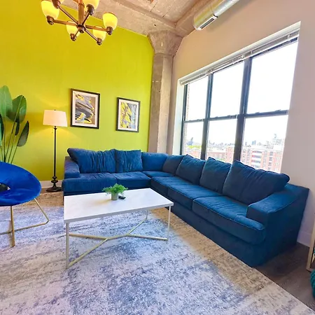 Luxury Cozy 2br With Optional Parking And Gym Access Near Mccormick Place, Lakefront And Soldier Field Apartment Chicago