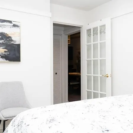 Duplex Chic River North Retreat Apartment Chicago