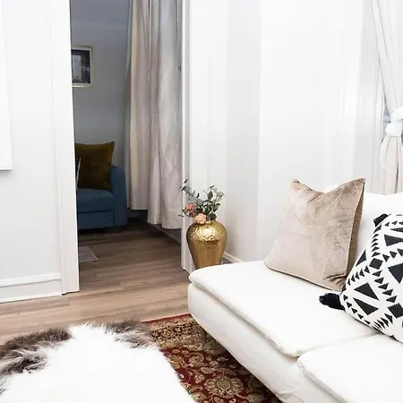 Duplex Chic River North Retreat