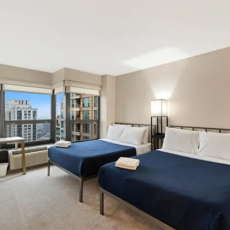Apartment 2bd River North With Million Dollar Views! *