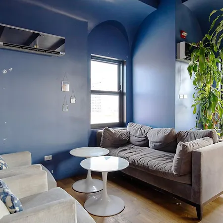 Uptown 1br W Gym W Boxing Ring Nr Red Line Chi-976 Chicago