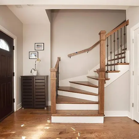 Deluxe Duplex In Roscoe-wrigley With Free Parking