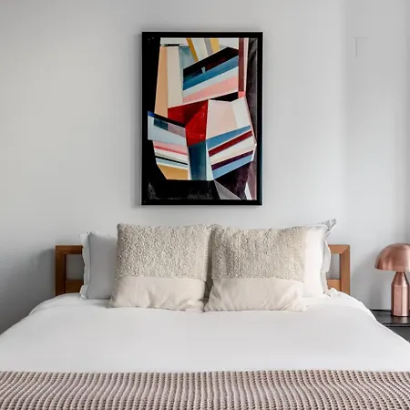 Apartment Loop W Theater Games Nr Millennium Park Chi-1017