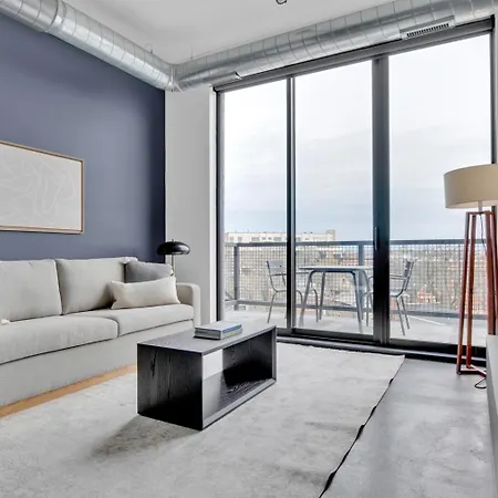 Apartment Bucktown 1br W Roof Bbq 1 Block To Blue Line Chi-662