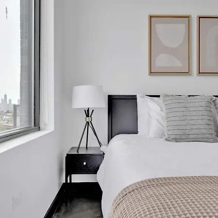 Bucktown 1br W Roof Bbq 1 Block To Blue Line Chi-662 *