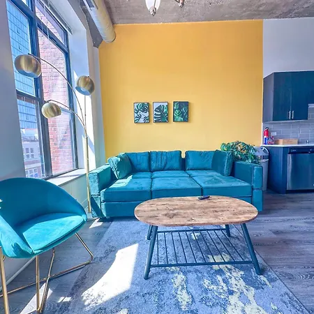 Convenient 2br In Prime Location With Gym Access & Optional Parking Near Mccormick Place And Soldier Field Chicago