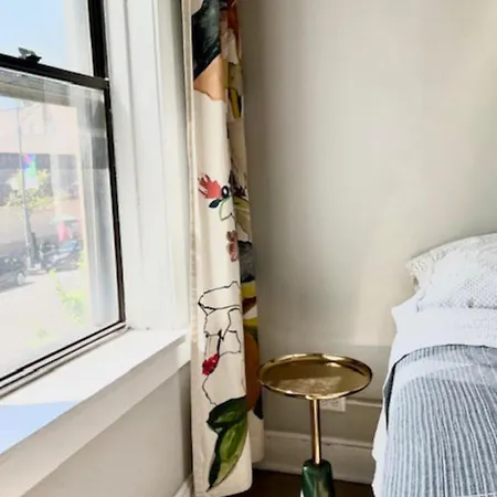 North Side Pied A Terre * Chicago