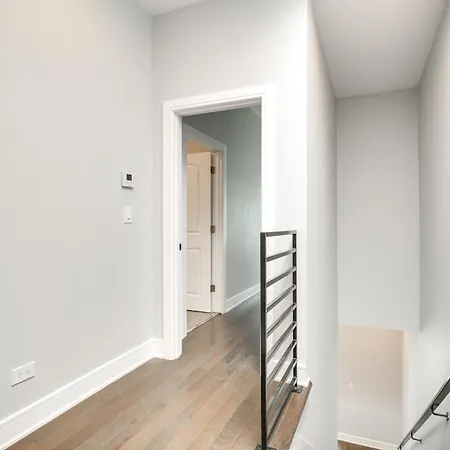 4 Mi To Dtwn Modern With Outdoor Space Chicago