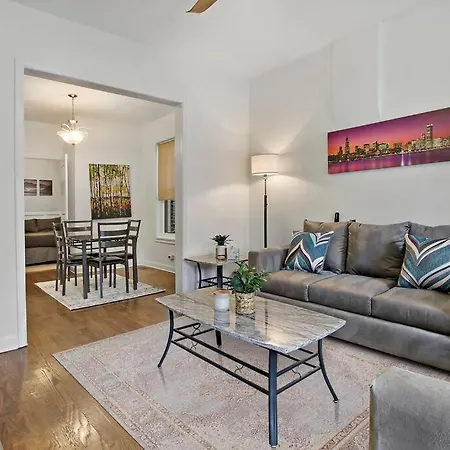 Apartment Sleek 2br Logan Square Living Chicago