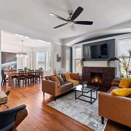 Skyline Escape Apartment
