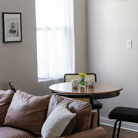 Logan Square Penthouse S3 - With Parking And Patio *